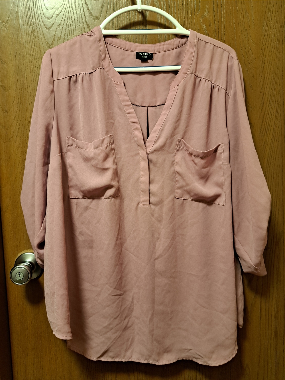 torrid dusty rose V-neck tunic with front pockets